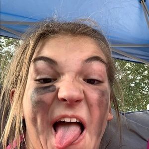 Meet your Posher, Hadley watts